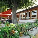 Dreimaedelhaus 3*