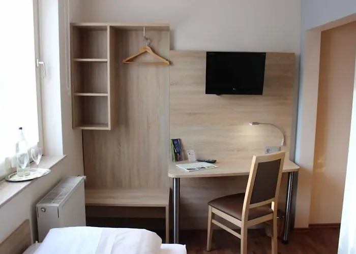 Dreimaedelhaus Hotel